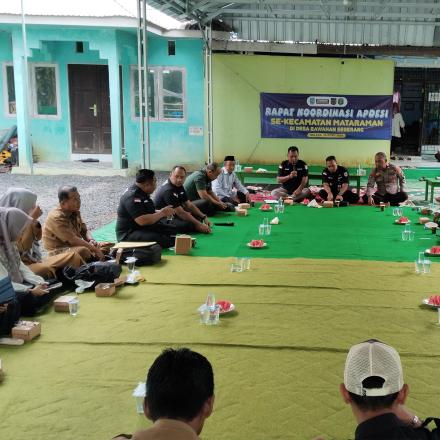 Pambakal Mangkalawat Hadiri Rapat Kordinasi APDESI se-Kecamatan Mataraman di Desa Bawahan Seberang