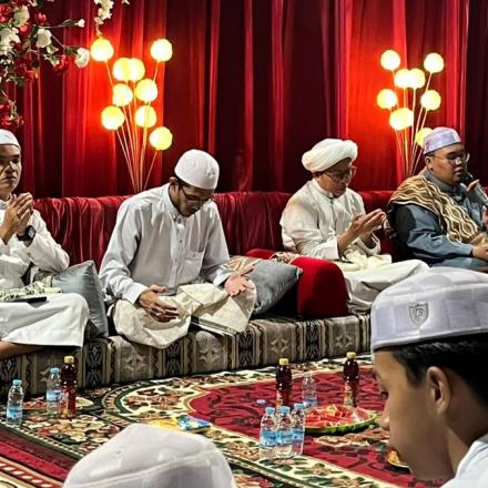 Semarak Warga Mangkalawat Laksanakan Peringatan Maulid Nabi Muhammad SAW di Musholla Ishlahul Ummah
