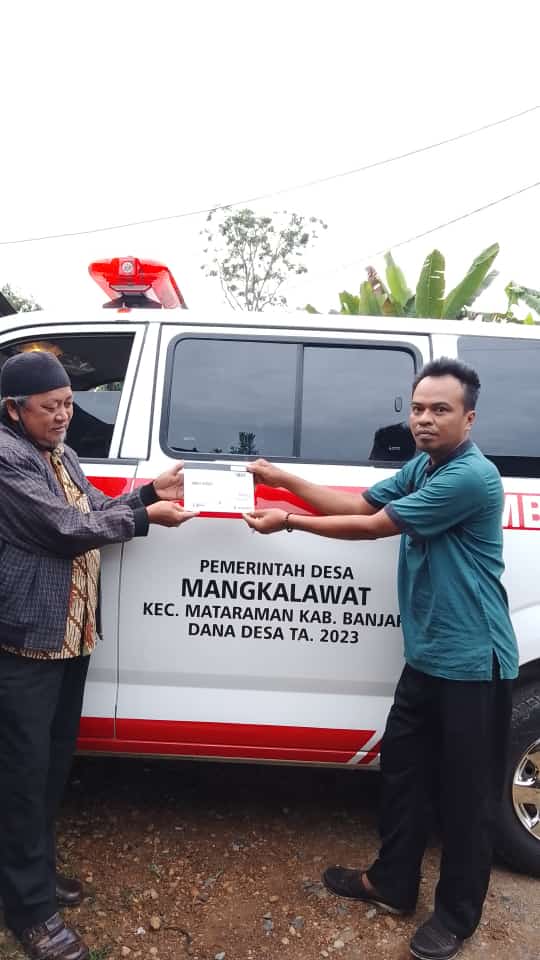 Pemerintah Desa Mangkalawat Menghadirkan Mobil Ambulance untuk Meningkatkan Pelayanan Kesehatan