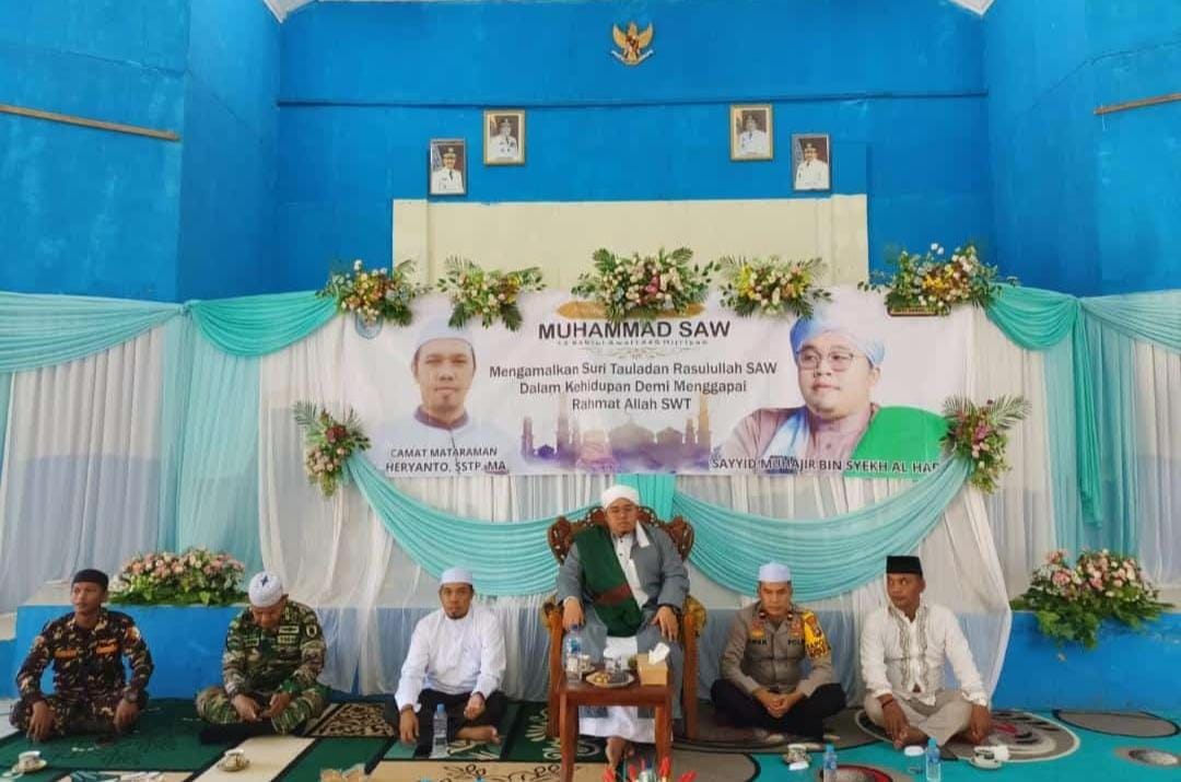 Peringatan Maulid Nabi Muhammad SAW 1445 H bertempat Di Aula Kecamatan Mataraman
