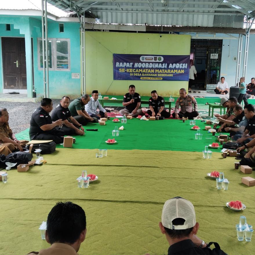 Pambakal Mangkalawat Hadiri Rapat Kordinasi APDESI se-Kecamatan Mataraman di Desa Bawahan Seberang