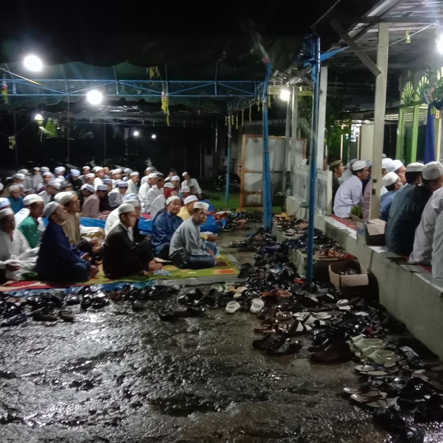 Peringatan Maulid Nabi Muhammad SAW di Musholla Ishlahul Ummah Meriah Sukses Terlaksana